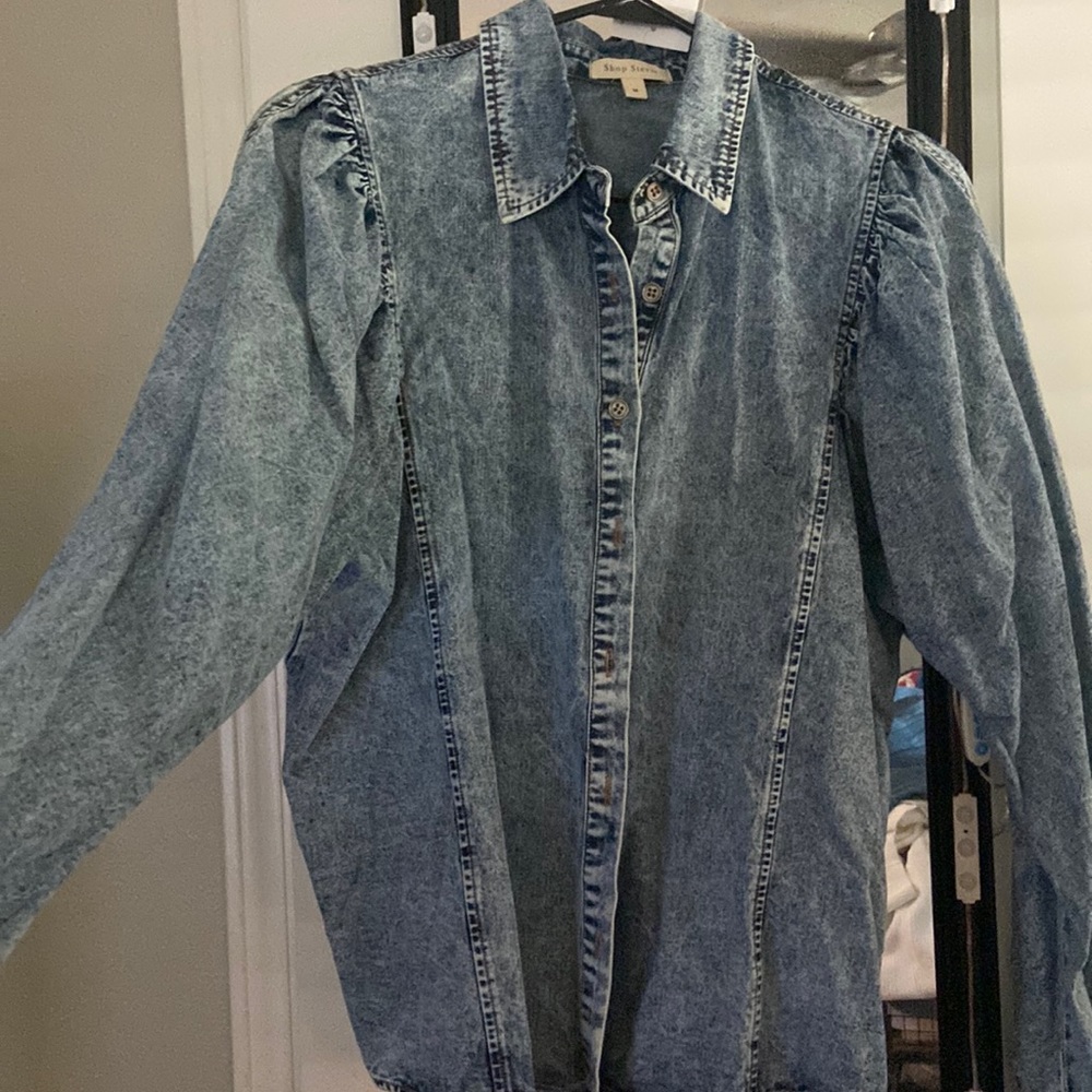 Jean puff sleeve top